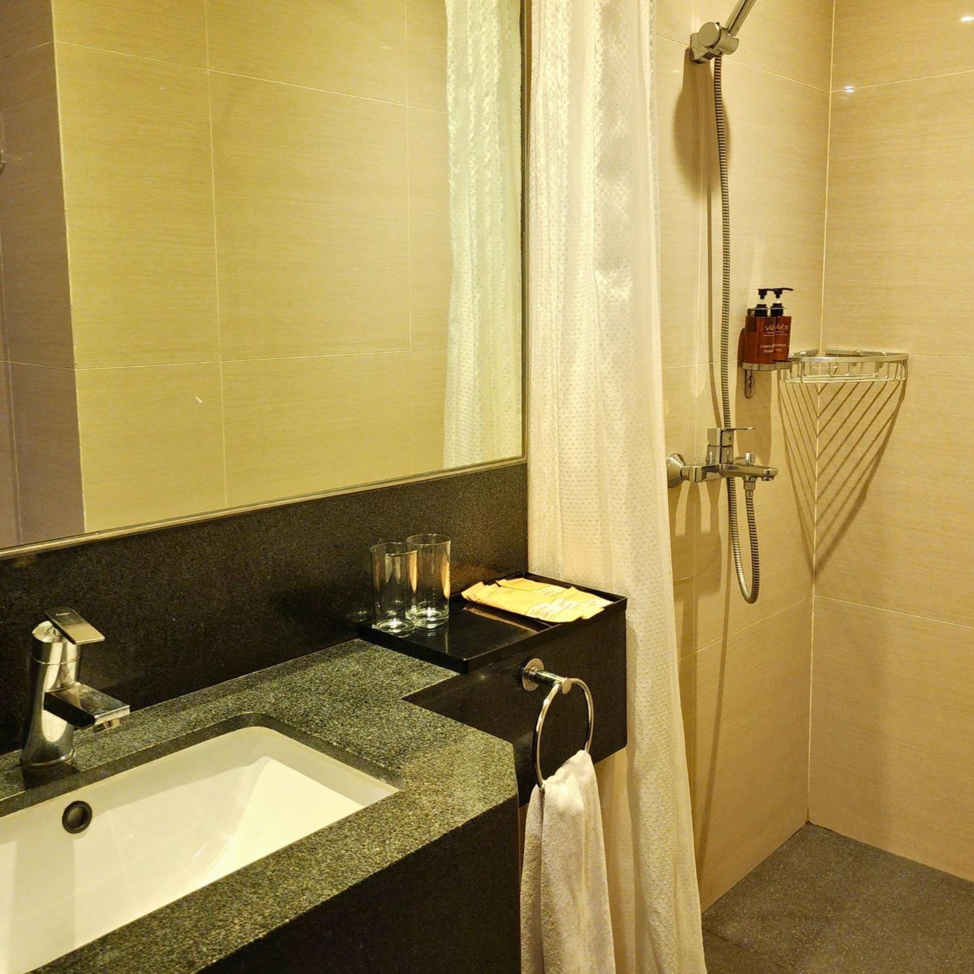 Savoy Hotel Mactan Lapu-Lapu City Eksteriør bilde